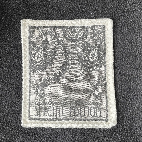 Lululemon Scuba Hoodie, Black, Size 10(?) - Picture 10 of 12